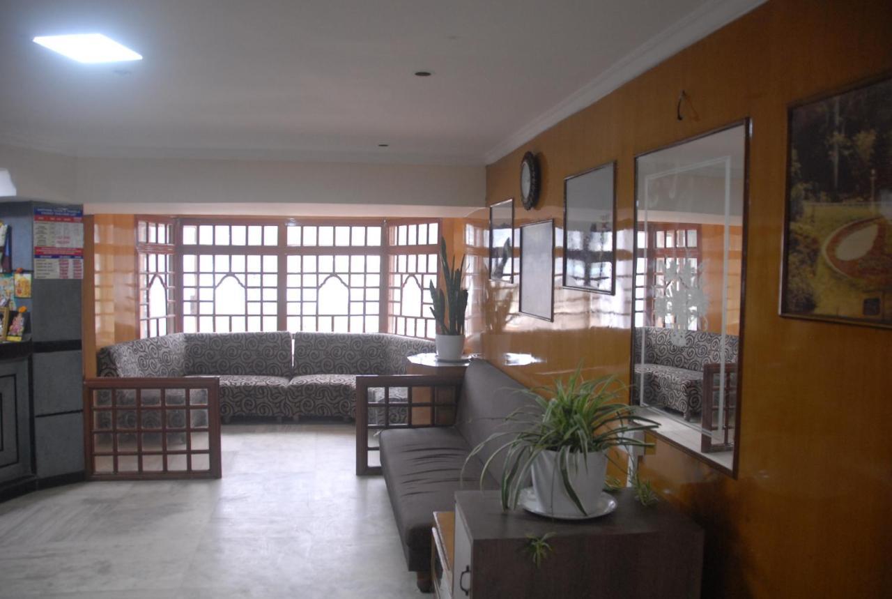 Hotel Sapphire Garden View อูตี ภายนอก รูปภาพ